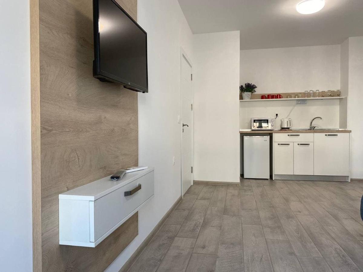 Апартаменти За Гости "Екатерина" Guest Apartments "Ekaterina" Burgas Exteriör bild