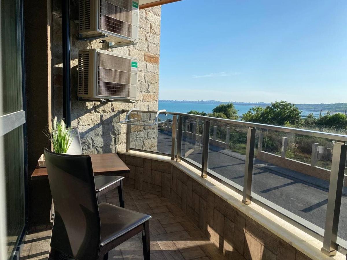 Апартаменти За Гости "Екатерина" Guest Apartments "Ekaterina" Burgas Exteriör bild