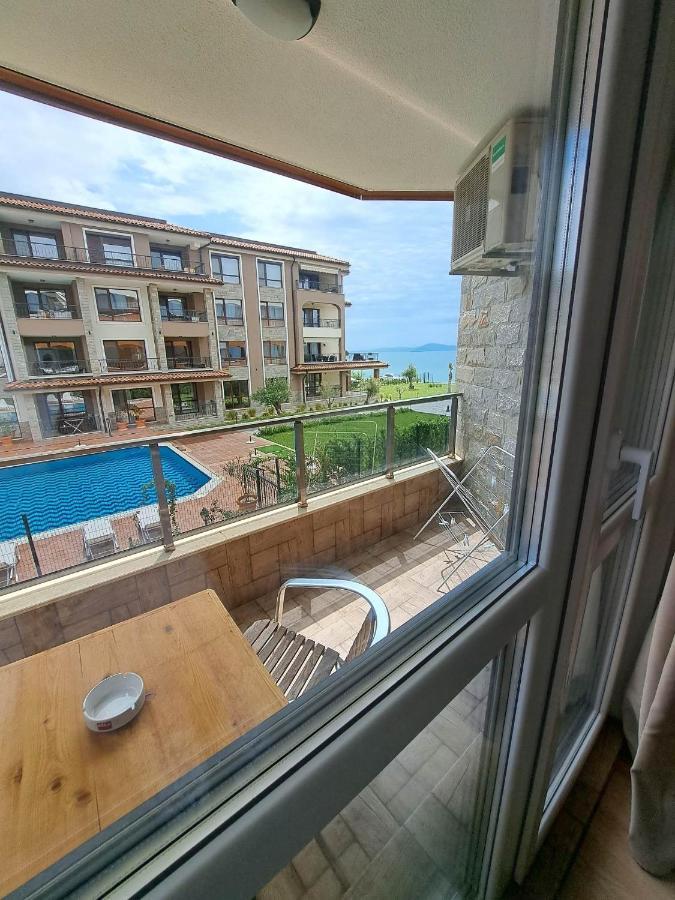 Апартаменти За Гости "Екатерина" Guest Apartments "Ekaterina" Burgas Exteriör bild